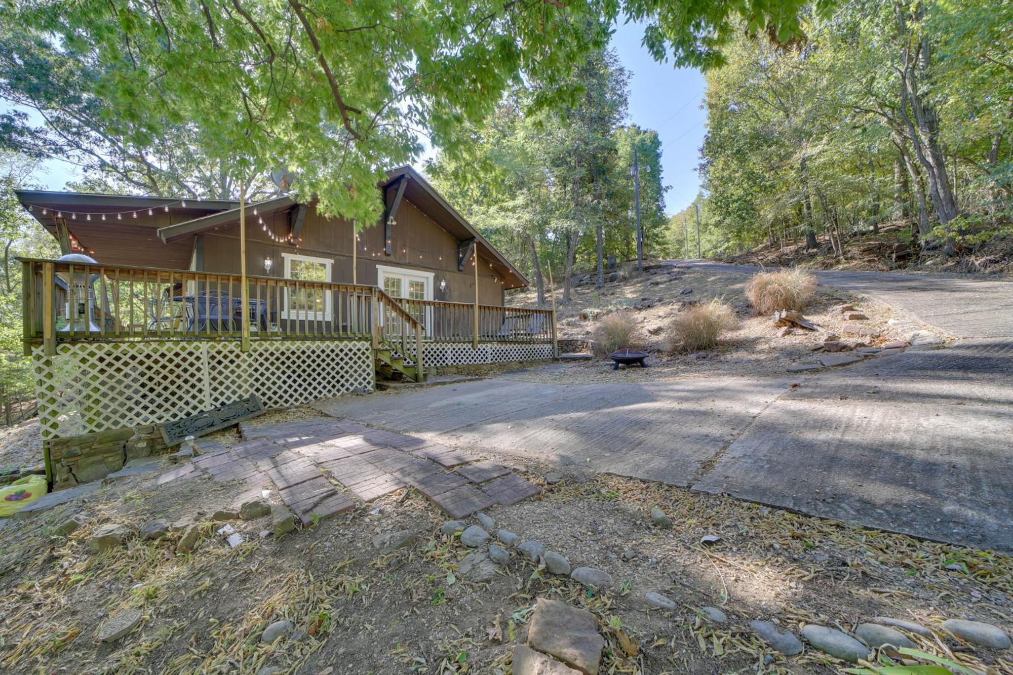 Secluded Vian Retreat Close To Tenkiller Lake Exterior photo